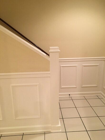 Building Photo - 2808 10th Ct S