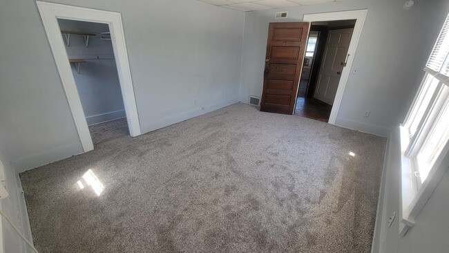 Building Photo - 20 N Willow St