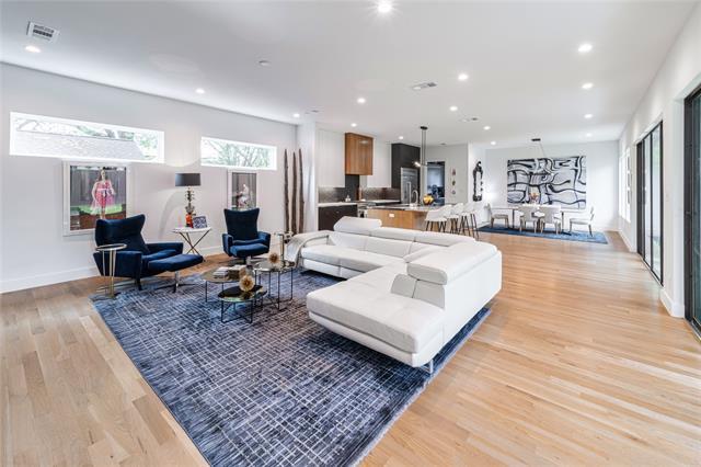 Building Photo - 9753 Mixon Dr