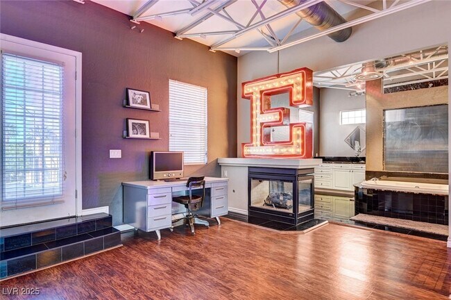 Building Photo - 5096 Thunder River Cir