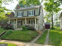 Building Photo - 237 Parkway St