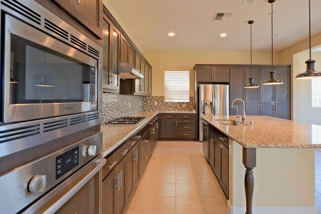 Building Photo - 6536 Terrace Ridge Ct