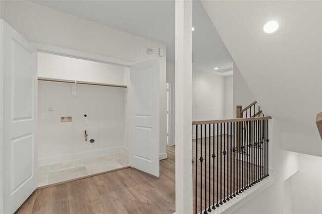 Building Photo - 1809 Palmetto Landing Dr