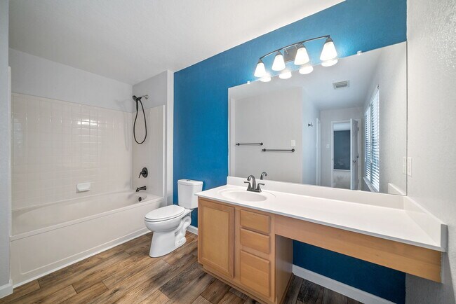Building Photo - Spacious 4-Bed Home with Fenced Yard and Garage in Cibolo – 2,568 Sq Ft of Comfort