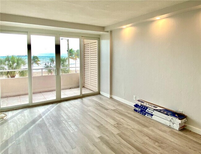 Building Photo - 345 N Fort Lauderdale Beach Blvd
