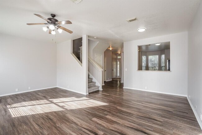 Building Photo - 23731 Pebworth Pl