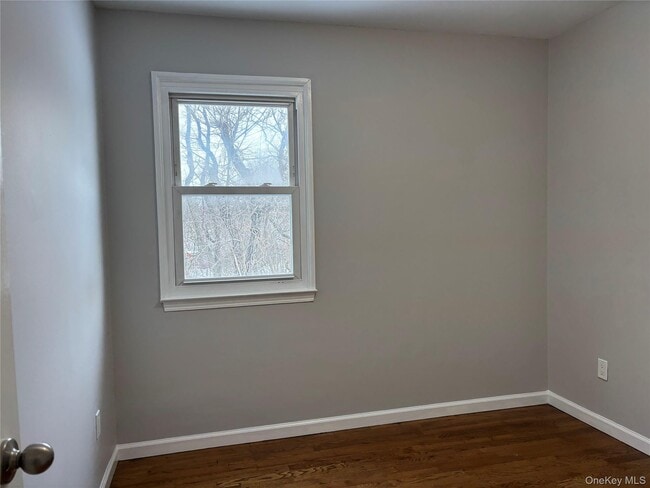 Building Photo - 3695 Jerusalem Ave