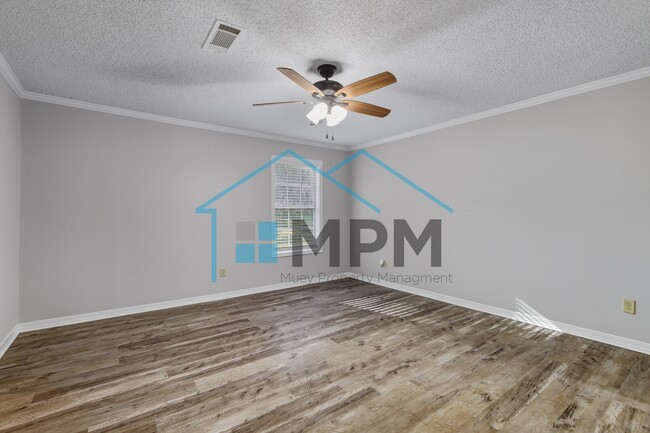 Building Photo - 212 LA-144