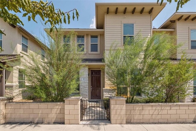 Building Photo - 6814 E Riverside Dr