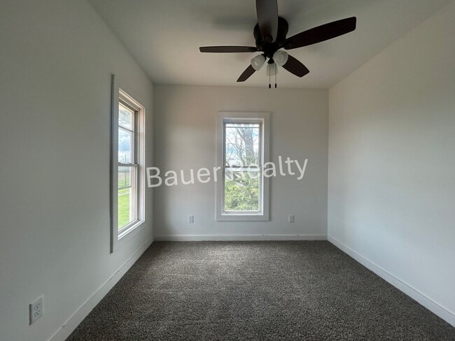 Building Photo - 1427 Township Rd 608