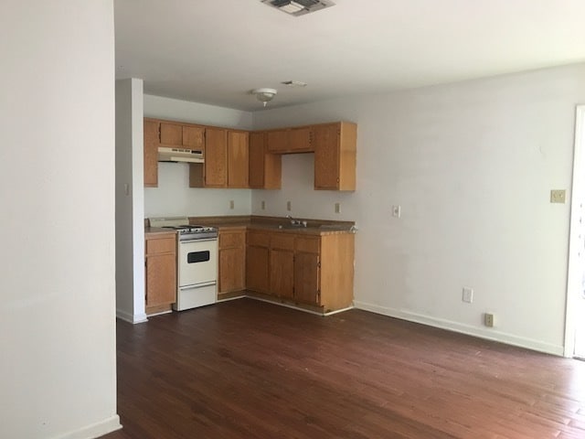 Building Photo - Bryan - 1 bedroom / 1 bath / 4plex