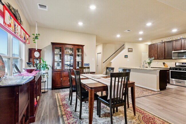 Building Photo - 513 Chelson Hunt