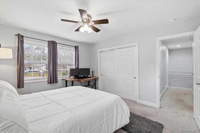 Building Photo - 67 Thoreau Ct