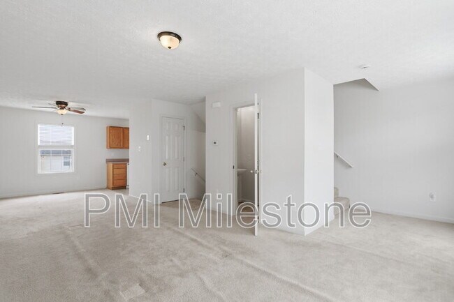 Building Photo - 75 Foal Ln