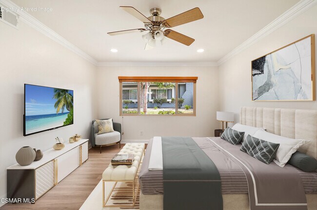 Building Photo - 1766 E Avenida De Las Flores