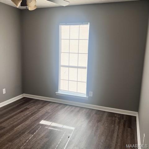 Building Photo - 932 Eastern Oaks Dr