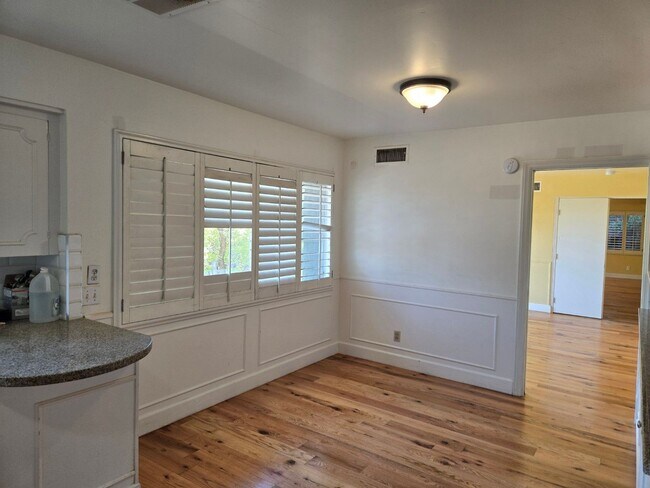 Building Photo - Large home near SDSU available 08/01/2026.