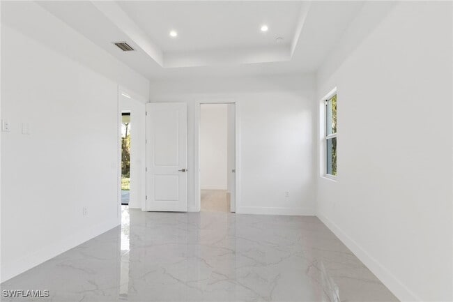 Building Photo - 1081 Desoto Blvd S