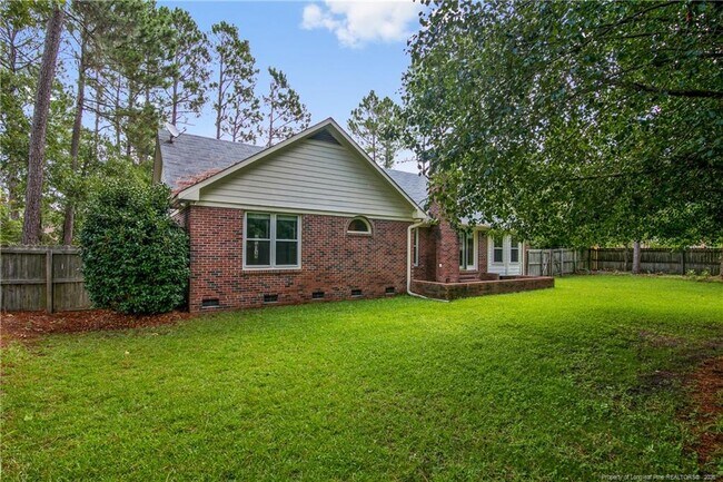 Building Photo - 7779 Trappers Rd