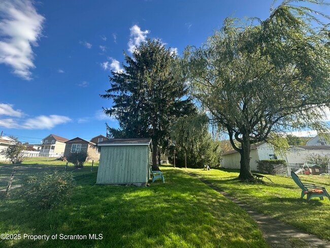 Building Photo - 74 W Chestnut St