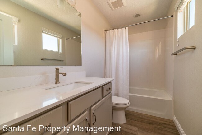 Building Photo - 3 br, 2.5 bath House - 4931 Venado Peak