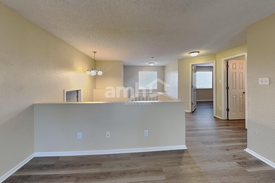 Building Photo - 11468 River Run Pky