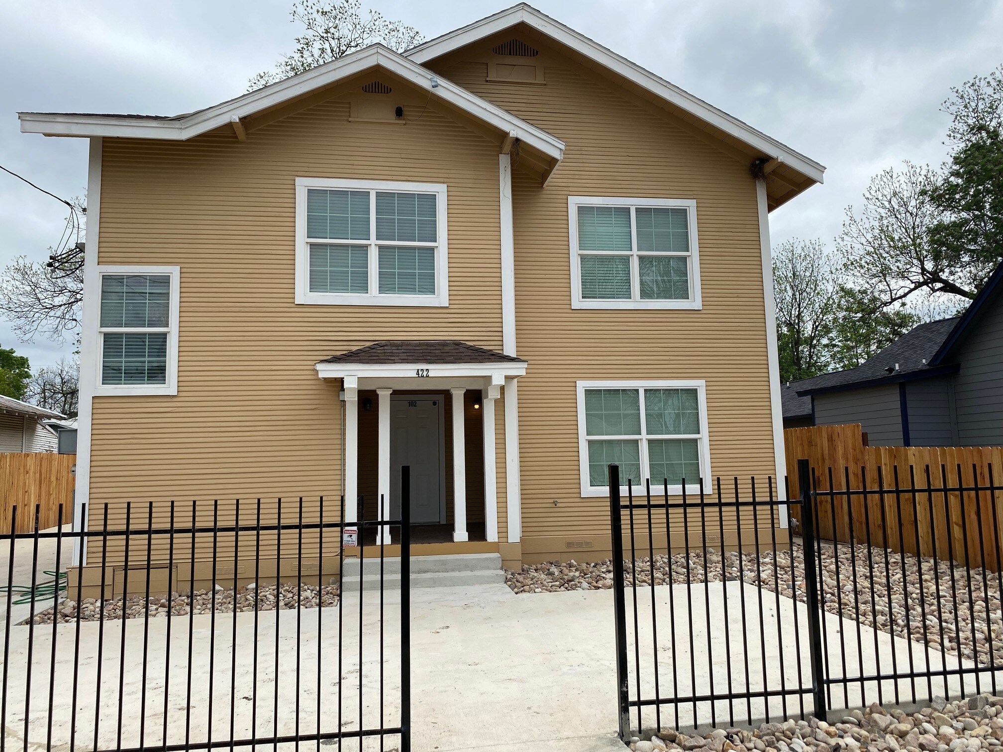 Building Photo - 422 Gulf
