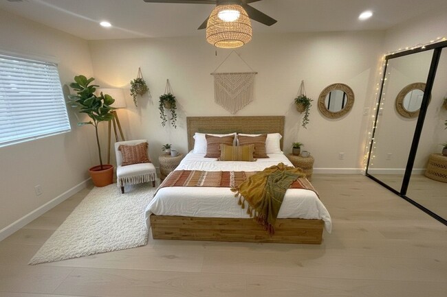 Building Photo - 54 E Prospect St