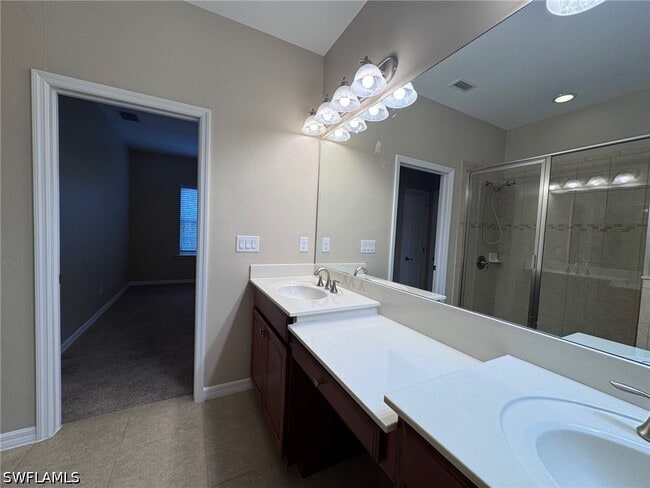 Building Photo - 23520 Alamanda Dr