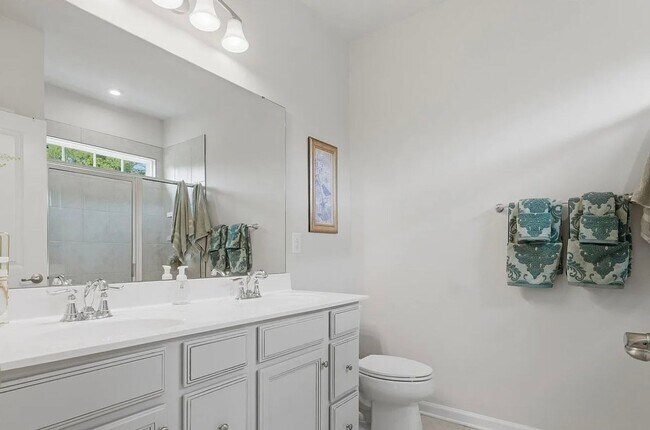 Building Photo - 2527 Grantham Place Dr