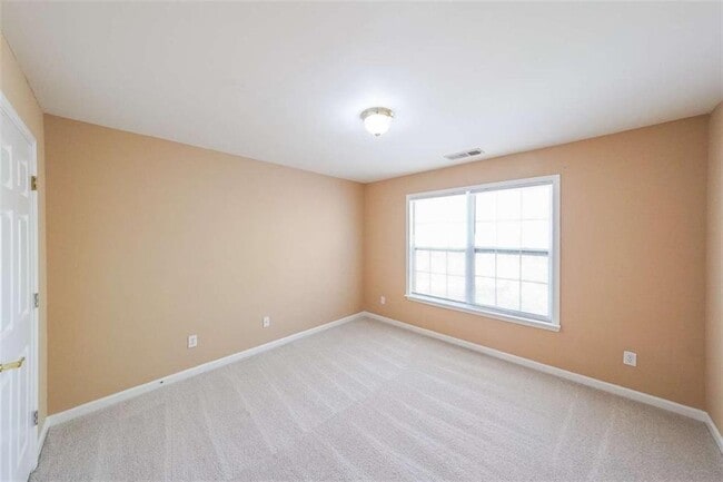 Building Photo - 1128 Southland Bluff