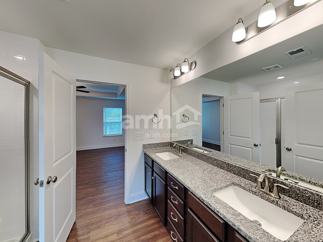 Building Photo - 6188 Bridlewood Ln