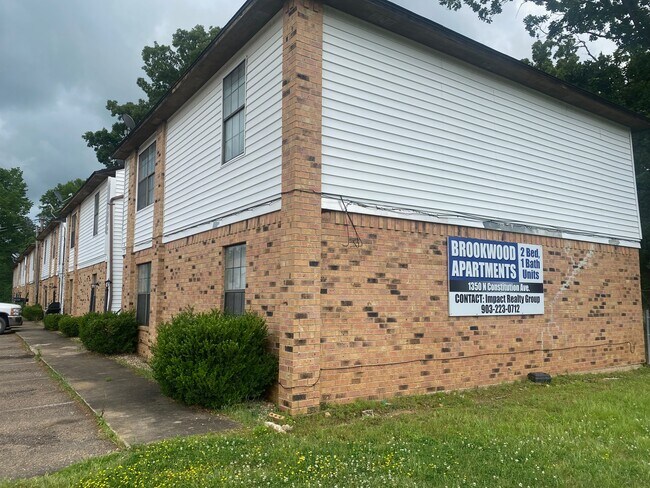 Primary Photo - 1350 N Constitution Ave