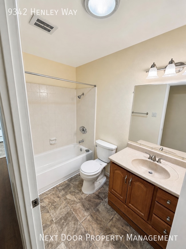 Building Photo - 9342 Henley Way