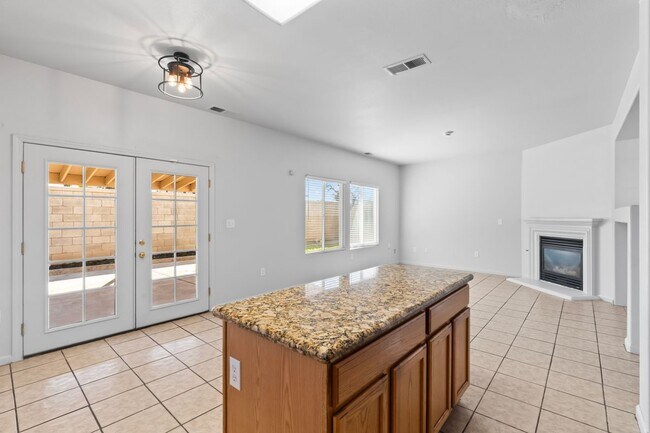 Building Photo - 11311 San Miniato Ave