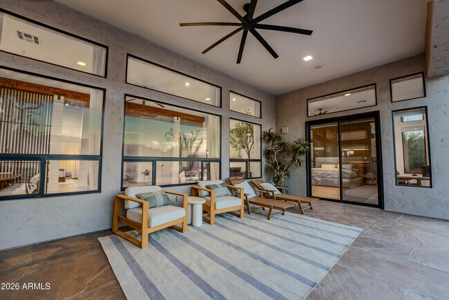 Building Photo - 11529 E Desert Holly Dr