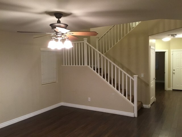 Building Photo - 110 W Diamond Trl