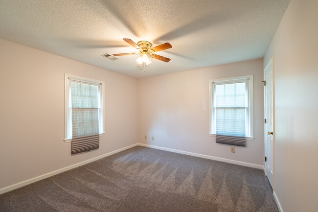 Building Photo - 4418 Pierwood Way