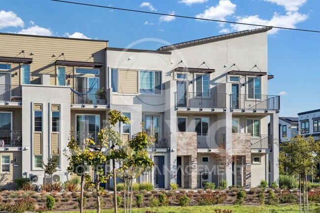Building Photo - 588 Pawnee Ln