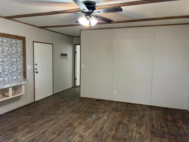 Building Photo - 636 Co Rd 236