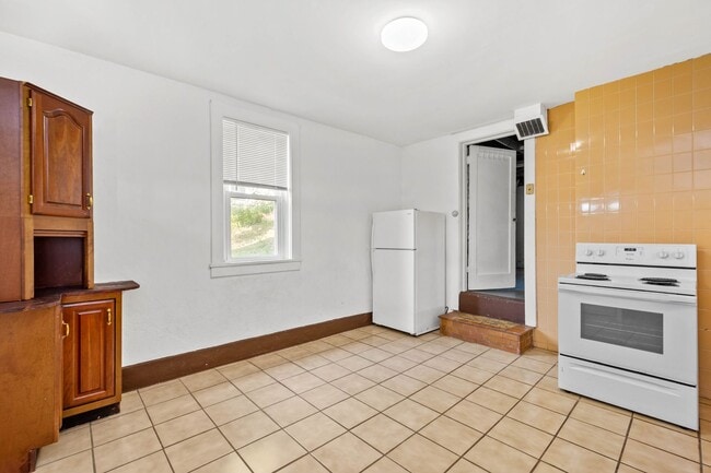 Building Photo - Cozy 1 Bedroom home in Bridgeville available May 1!