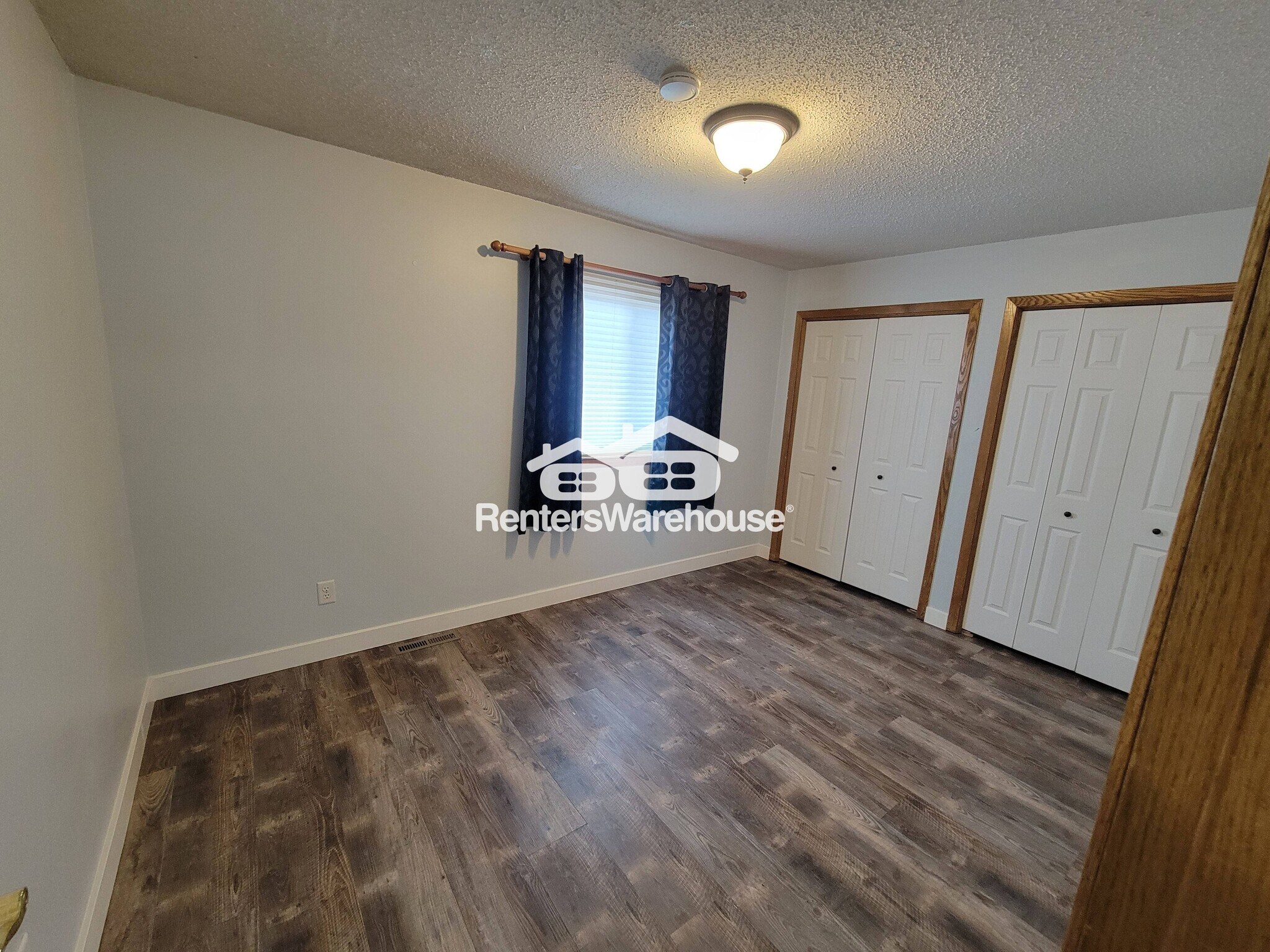 Building Photo - 1331 67th Ln N