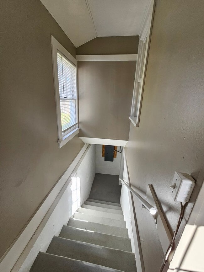 Building Photo - 2 Bed 1 Bath Single Family Home in Wisconsin Rapids