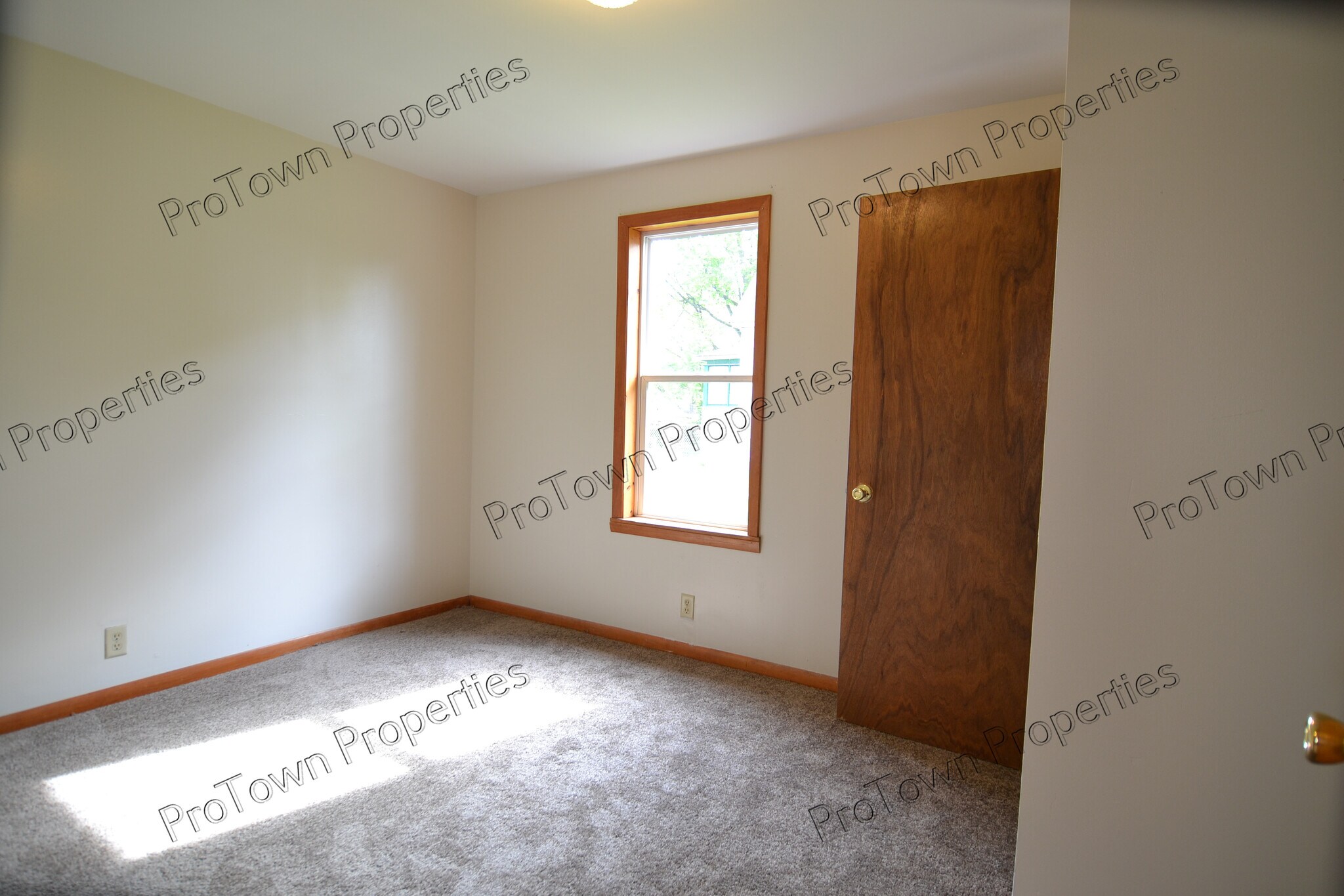 Building Photo - 106 Bowen Pl