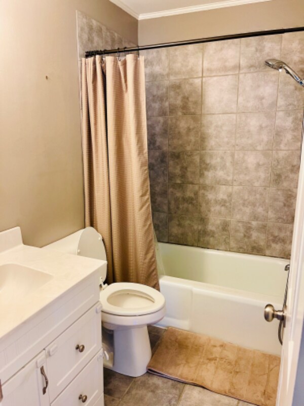 Building Photo - 4801 Kennedy St