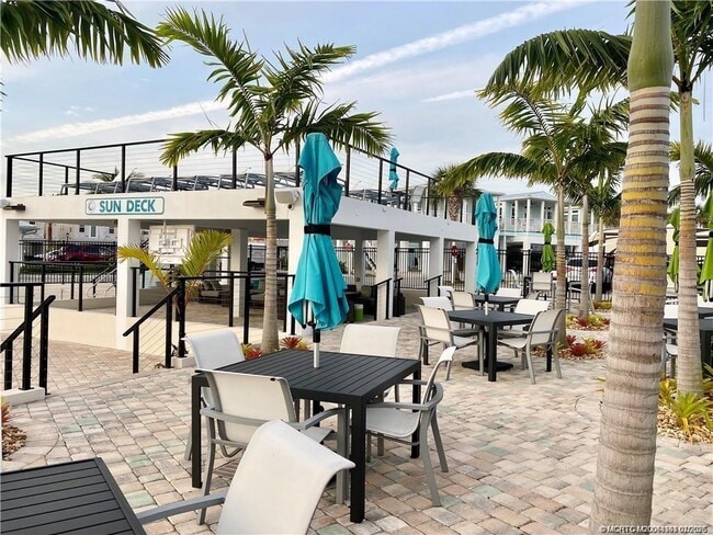 Building Photo - 43 NE Nautical Dr