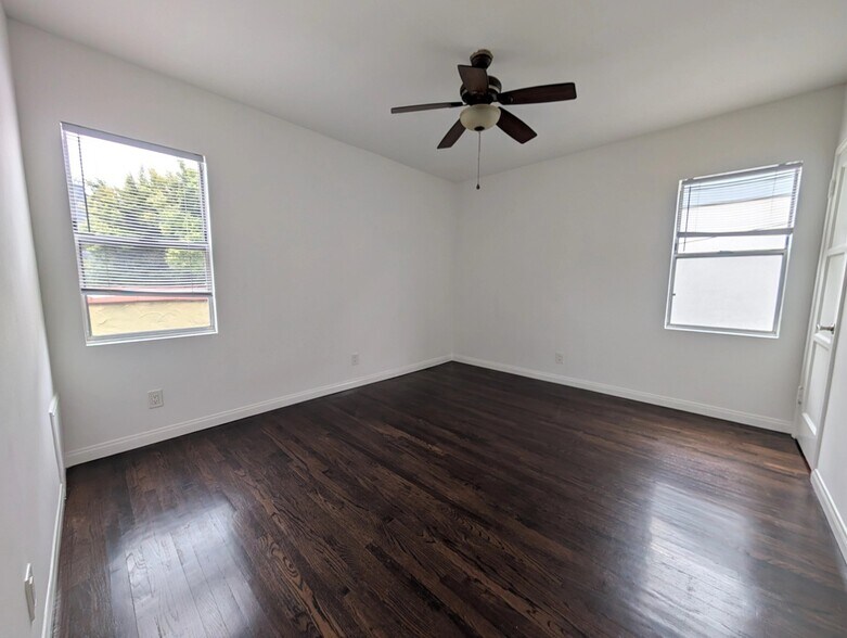 Building Photo - 5219 Packard St