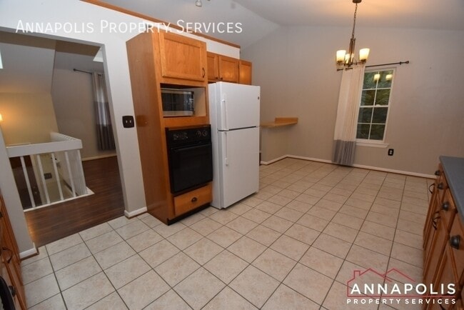 Building Photo - 130 Dennis Rd