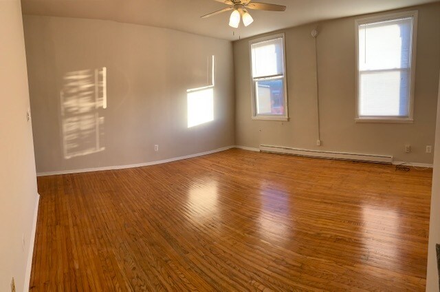 Building Photo - 3911 Pine St