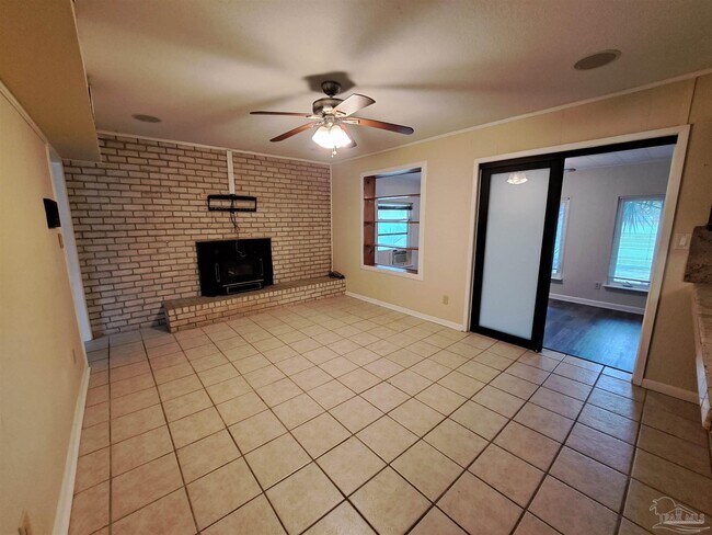 Building Photo - 7819 Hearthstone Cir